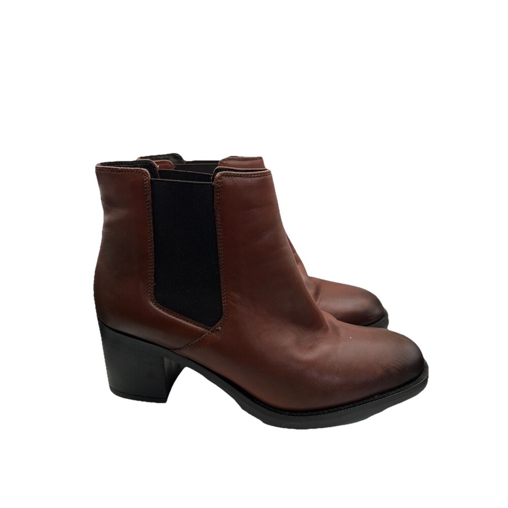 Clarks leather Ankle boots burnished brown round toe pull on Sz 9 M 81039281